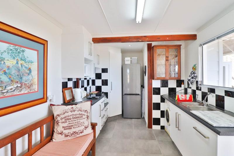 4 Bedroom Property for Sale in Outeniqua Strand Western Cape